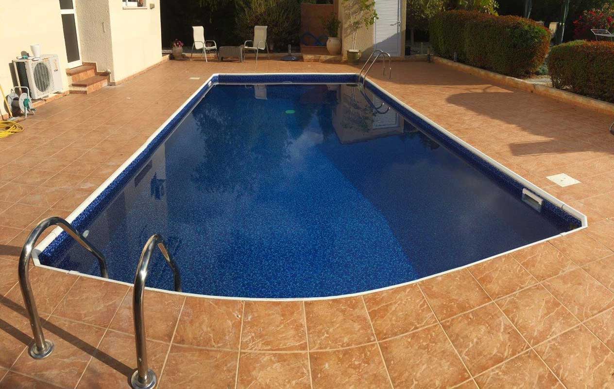 Canadian Aquarius Dark 1.5mm Liner fitted by The Pool People, Paphos Cyprus